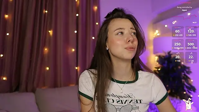 Snapshot of Goldy_Grace_ chatting on 01-25-25, 02:47 Goldy Grace online show from 01-25-25, 02:47