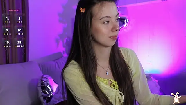 Snapshot of Goldy_Grace_ chatting on 02-21-25, 11:44 Goldy Grace online show from 02-21-25, 11:44