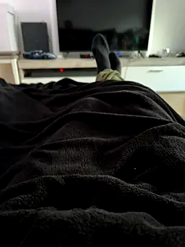 Ben291113 online show from 11-17-25, 08:09