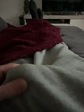 Ben291113 online show from 12-22-25, 09:28