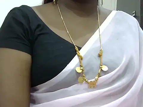 Hot akshara online show from 09-11-25, 02:17