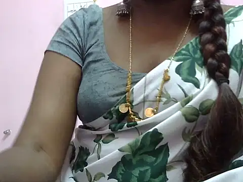 Hot akshara online show from 12-15-25, 02:32