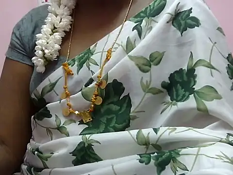 Hot akshara online show from 02-18-26, 01:51