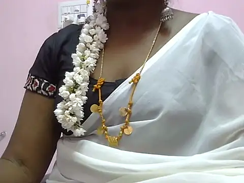 Hot akshara online show from 02-23-26, 05:54