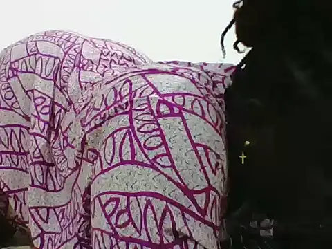 Snapshot of Hotwife8 chatting on 02-17-26, 02:46 Hotwife8 online show from 02-17-26, 02:46