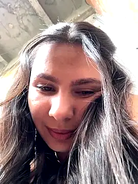 SofiaG  online show from 09-18-25, 04:53