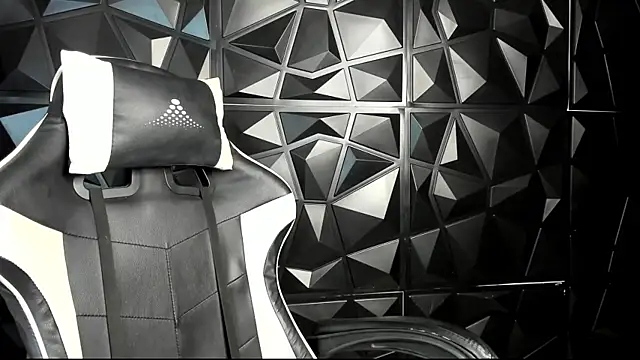 HelueHorny13 online show from 03-15-25, 02:24