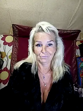 CassandraSandra44 online show from 10-13-25, 05:46