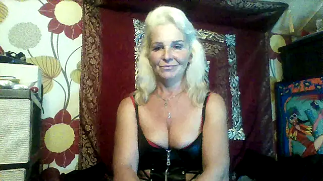 Snapshot of CassandraSandra44 chatting on 11-10-25, 05:01 CassandraSandra44 online show from 11-10-25, 05:01