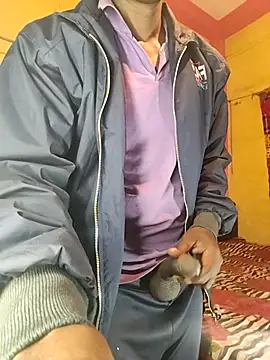 Hunter boy9 online show from 12-18-25, 12:17