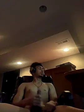 Snapshot of ZADDY48 chatting on 11-08-25, 07:41 ZADDY48 online show from 11-08-25, 07:41