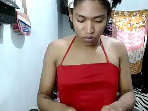 Snapshot of miriam775 chatting on 03-18-25, 10:04 miriam775 online show from 03-18-25, 10:04