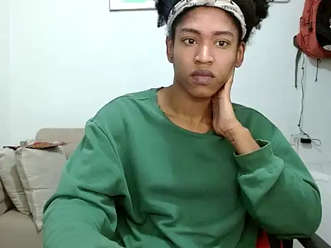 Snapshot of miriam775 chatting on 02-28-26, 08:10 miriam775 online show from 02-28-26, 08:10