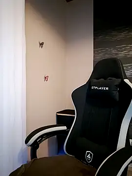 Jujuicy 97 online show from 03-11-25, 07:14