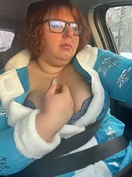 Snapshot of Tania-myr87_ZD chatting on 12-25-24, 03:40 Tania-myr87 ZD online show from 12-25-24, 03:40