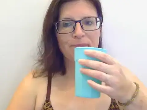 Snapshot of CrimsonMistress chatting on 01-12-25, 12:39 CrimsonMistress online show from 01-12-25, 12:39