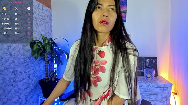 natashaanurak online show from 09-15-25, 04:29