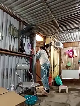 JasminePham online show from 12-26-24, 04:21