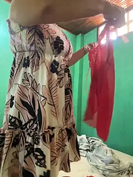 Snapshot of anastasia_and_jordan chatting on 11-01-25, 12:51 anastasia and jordan online show from 11-01-25, 12:51