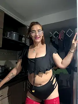 Snapshot of anastasia_and_jordan chatting on 11-30-25, 08:40 anastasia and jordan online show from 11-30-25, 08:40