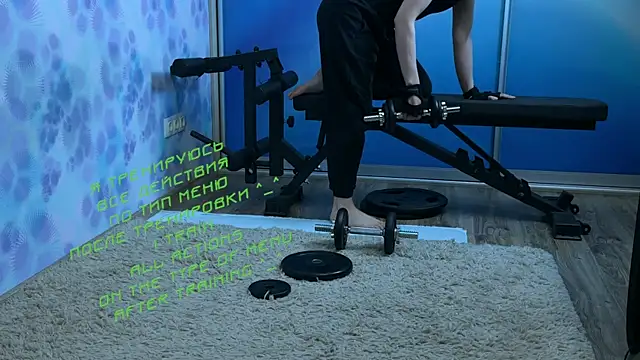 Snapshot of KiraLiLime chatting on 03-10-25, 03:09 KiraLiLime online show from 03-10-25, 03:09