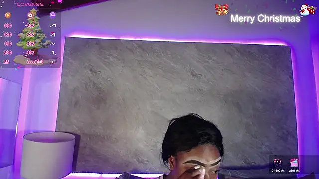 Snapshot of mia_schwarz chatting on 12-15-24, 08:47 mia schwarz online show from 12-15-24, 08:47