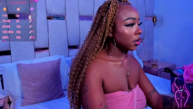 Snapshot of mia_schwarz chatting on 01-31-25, 09:48 mia schwarz online show from 01-31-25, 09:48