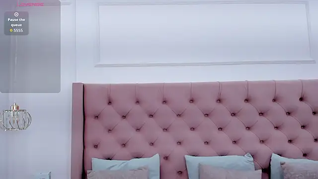 Snapshot of mia_schwarz chatting on 09-23-25, 11:08 mia schwarz online show from 09-23-25, 11:08