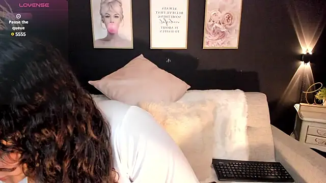 Keisha west online show from 02-04-25, 02:32