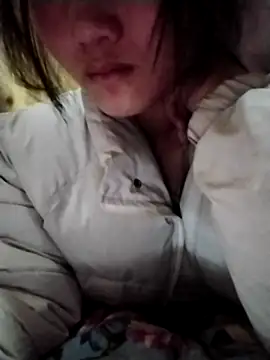 Snapshot of lytamye chatting on 02-24-25, 11:43 lytamye online show from 02-24-25, 11:43