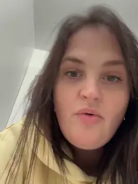 Quinnrose0420 online show from 01-01-25, 11:40