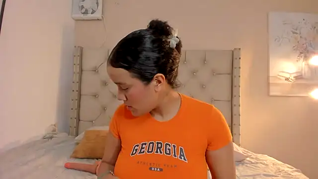 Snapshot of vanesasexyhot21 chatting on 09-25-25, 02:59 vanesasexyhot21 online show from 09-25-25, 02:59