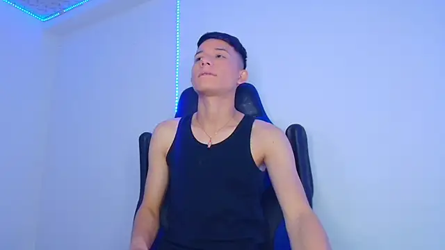 bryamer 19 online show from 02-05-25, 04:48