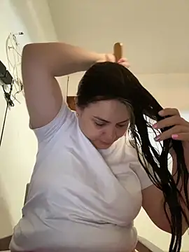 Im Amelia online show from 10-22-25, 09:03