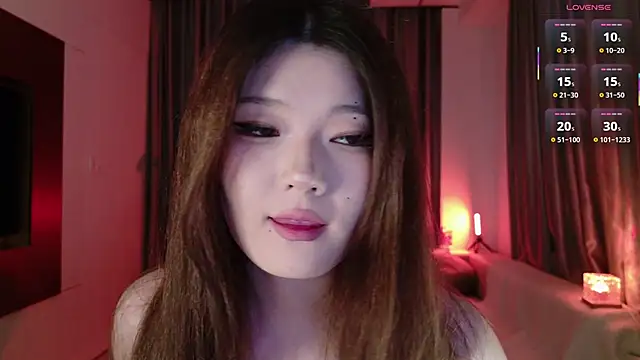Snapshot of KitayamaChu chatting on 09-19-25, 03:34 KitayamaChu online show from 09-19-25, 03:34