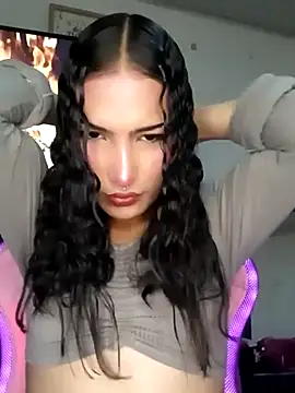 Lanna hott  online show from 10-11-25, 10:25