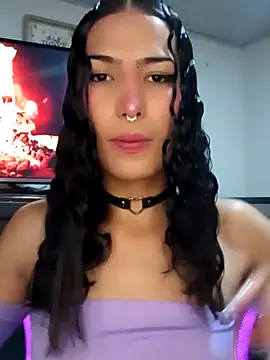 Lanna hott  online show from 10-12-25, 10:36