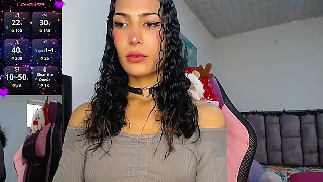 Lanna hott  online show from 11-30-25, 07:51