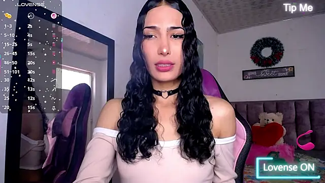 Snapshot of Lanna_hott_ chatting on 07-28-26, 07:39 Lanna hott online show from 07-28-26, 07:39