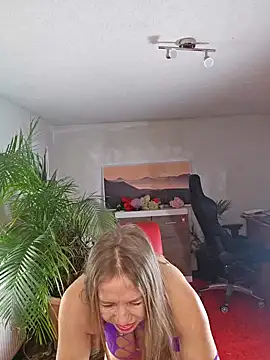 Snapshot of Supertitten95DD chatting on 02-12-25, 09:20 Supertitten95DD online show from 02-12-25, 09:20