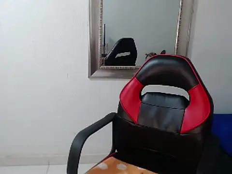 Snapshot of ZashaRomero chatting on 12-04-24, 12:03 ZashaRomero online show from 12-04-24, 12:03