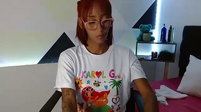 Snapshot of ZashaRomero chatting on 02-12-25, 10:26 ZashaRomero online show from 02-12-25, 10:26