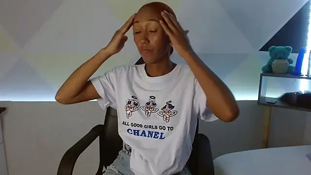 Snapshot of ZashaRomero chatting on 02-15-25, 11:25 ZashaRomero online show from 02-15-25, 11:25