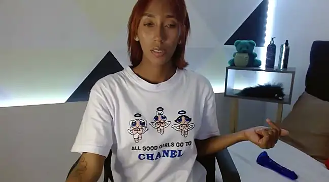 Snapshot of ZashaRomero chatting on 02-20-25, 10:04 ZashaRomero online show from 02-20-25, 10:04