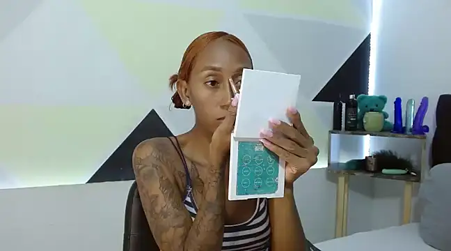 Snapshot of ZashaRomero chatting on 03-15-25, 08:54 ZashaRomero online show from 03-15-25, 08:54