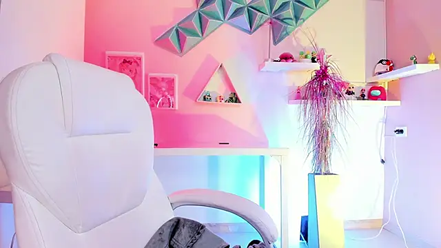 Valkiria ponce online show from 10-28-25, 05:33