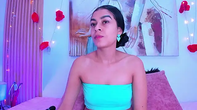 Yasiir 0229 online show from 12-08-24, 04:35