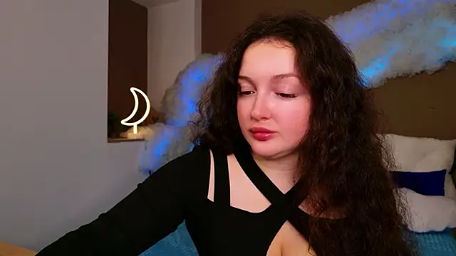 Snapshot of GloriNichols chatting on 11-06-25, 08:26 GloriNichols online show from 11-06-25, 08:26