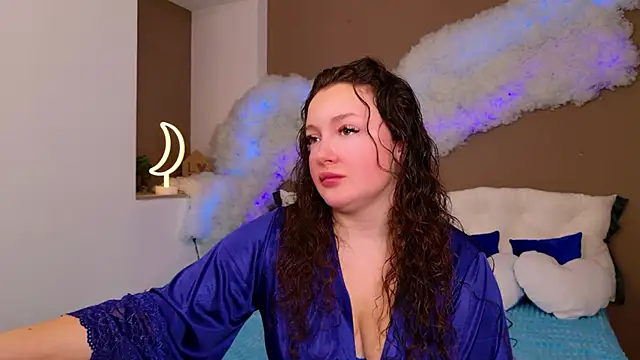 Snapshot of GloriNichols chatting on 11-20-25, 08:03 GloriNichols online show from 11-20-25, 08:03