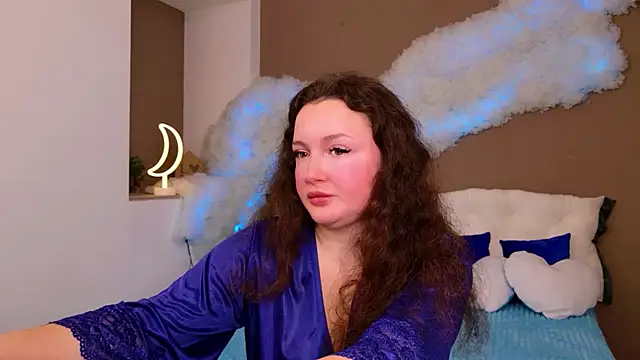 Snapshot of GloriNichols chatting on 11-23-25, 08:25 GloriNichols online show from 11-23-25, 08:25